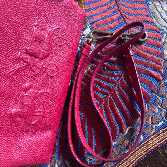 Coach Charlie Handbag / Crossbody Pebbled Leather w/ Embossed Horse & Carriage - Picture 10 of 16